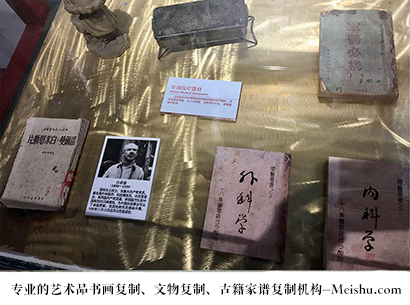 赤峰-被遗忘的自由画家,是怎样被互联网拯救的?